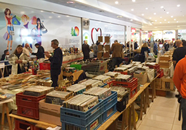 b mostra scambio shopping center