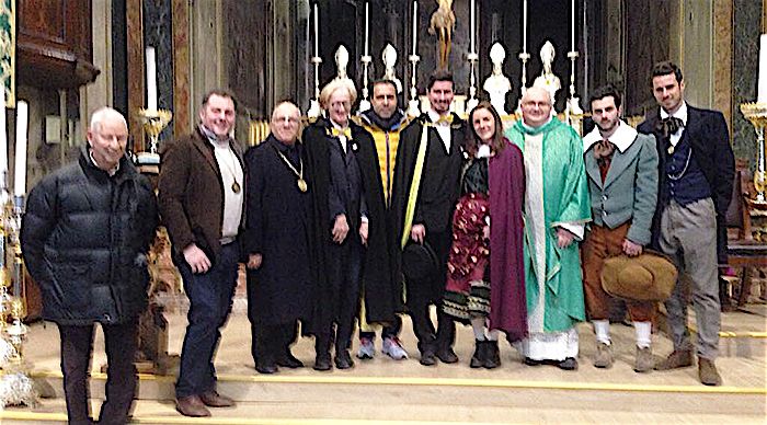 Messa in suffragio dei defunti del Comitato Carnevale. Martedì la cena in Oratorio