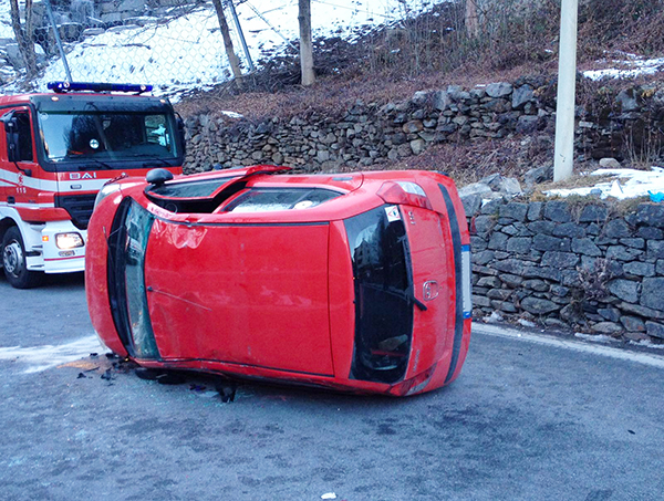 auto crodo fianco rossa 3