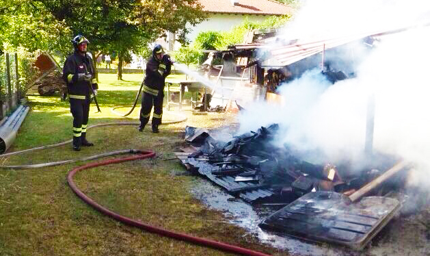 INCENDIO VOGOGNA bombola vigili