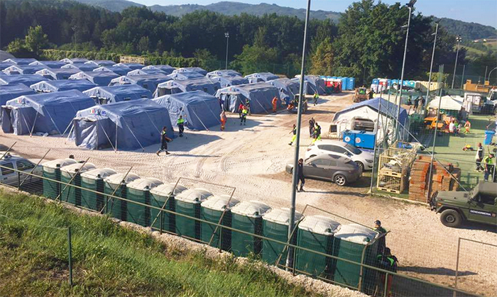 Emergenza migranti, Pizzi anticipa i tempi: “Nessuna tendopoli nel Vco”