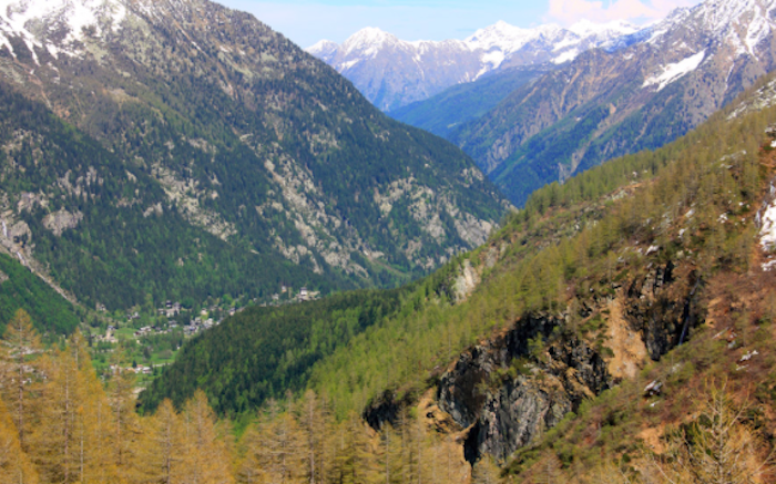Celebrata al Rifugio Zamboni la "Messa Quattromila". Video canto introduttivo