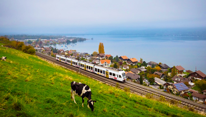 Domo: treni per Briga ogni due ore, nuovi orari e nuovi treni grazie alle ferrovie svizzere Bls