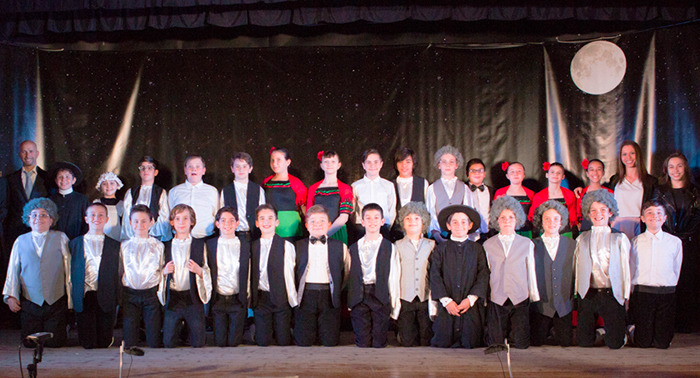 I bambini dell'Istituto Rosmini portano in scena "Il Barbiere di Siviglia" . Video e foto