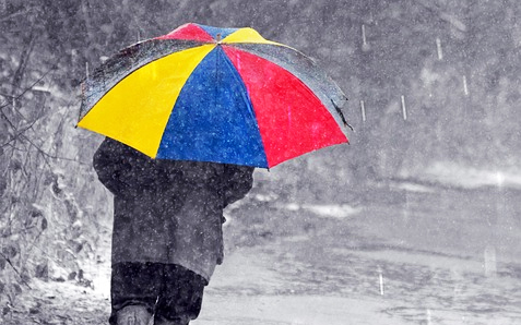 pioggia ombrello colorato grigio