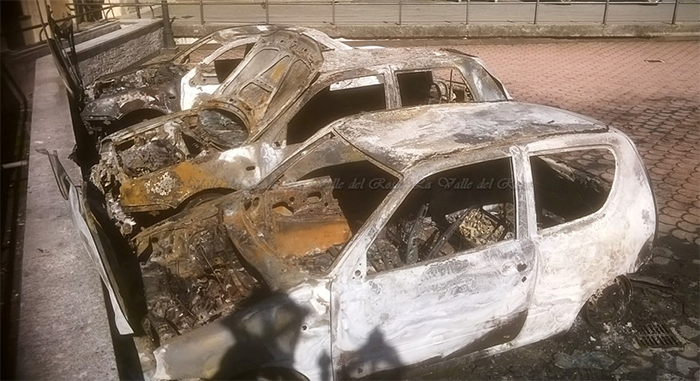 Non è stato doloso l'incendio delle tre vetture di Calasca