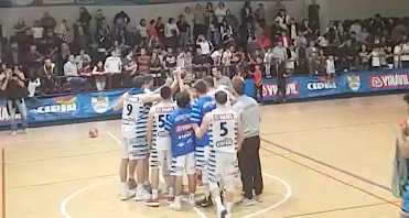 vinavil centrocampo squadra mani