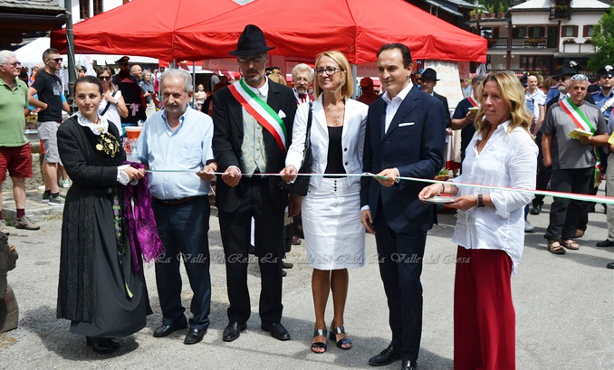 Inaugurata la 32^ Fiera di San Bernardo di Macugnaga.In mostra cultura e tradizioni dei Walser. Fotogallery