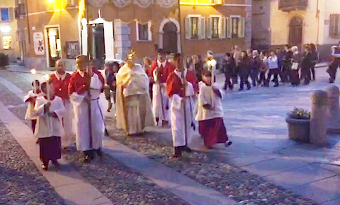 Corpus Domini: a Domo messa nella chiesa sant'Antonio e processione in Collegiata
