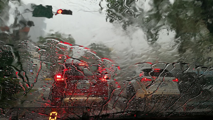 Allerta Meteo: gli svizzeri chiudono il Sempione per un giorno. Sul Vco il picco alle 17