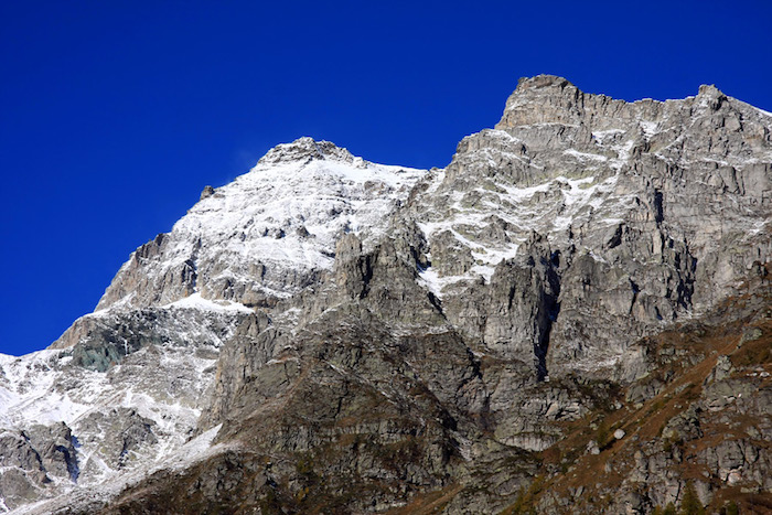 A Crodo si presenta la "marchettiite", minerale unico al mondo scoperto al Cervandone 