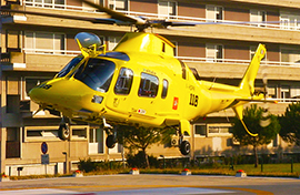 b elicottero 118 case decollo