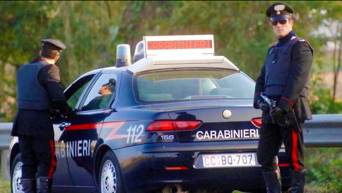 Investe un pedone: denunciato per lesioni stradali gravi