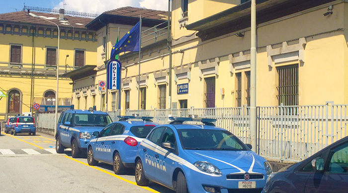 Ruba una bici in via Briona, la porta in treno a Milano e la vende. Denunciato