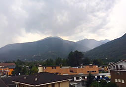 corta brutto tempo nuvole