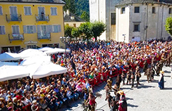 corta spazzacamini sfilata 2015 piazza