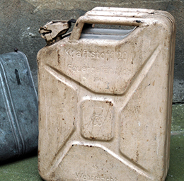 corto tanica benzina