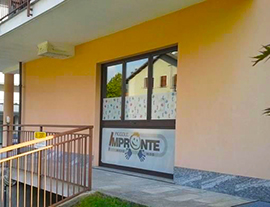 corta asilo piccole impronte