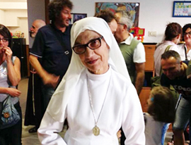 corta suor manca cappuccina