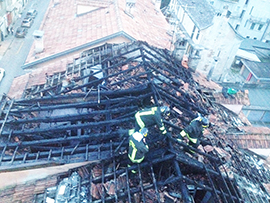 corta incendio binda tetto vista alto