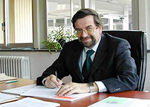 corto magri professore