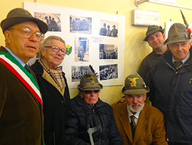 corta alpini inaugurazione casa mostra