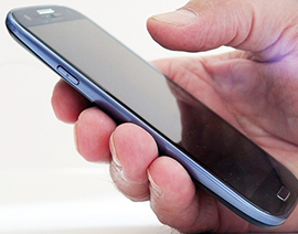 Vigezzino denunciato per ricettazione di un telefonino Samsung