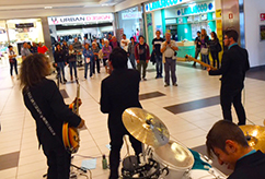 corta charlies stripe shopping